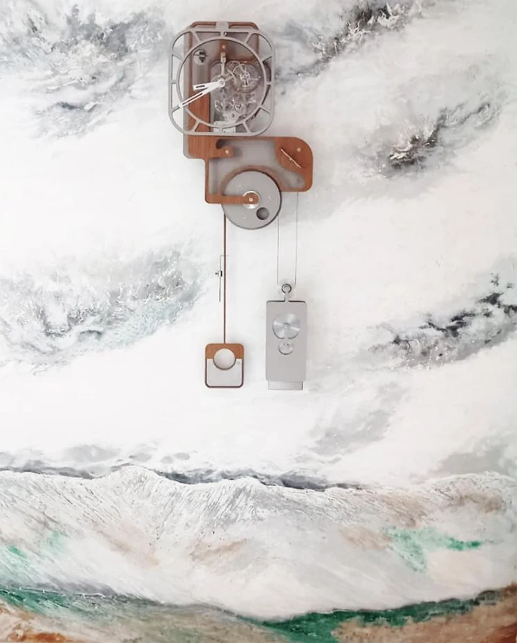 Décor Mural accueillant une horloge unique UTINAM. Dimensiones 240 x 200cm